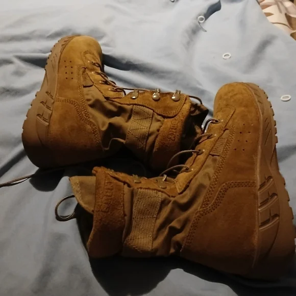 Rocky brand mens boots. New in box. Size 6.5 - Picture 6 of 16